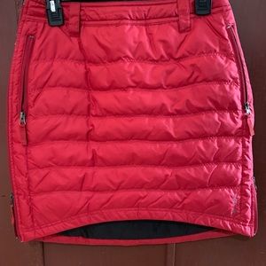 SKHOOP red, small, short down skirt.